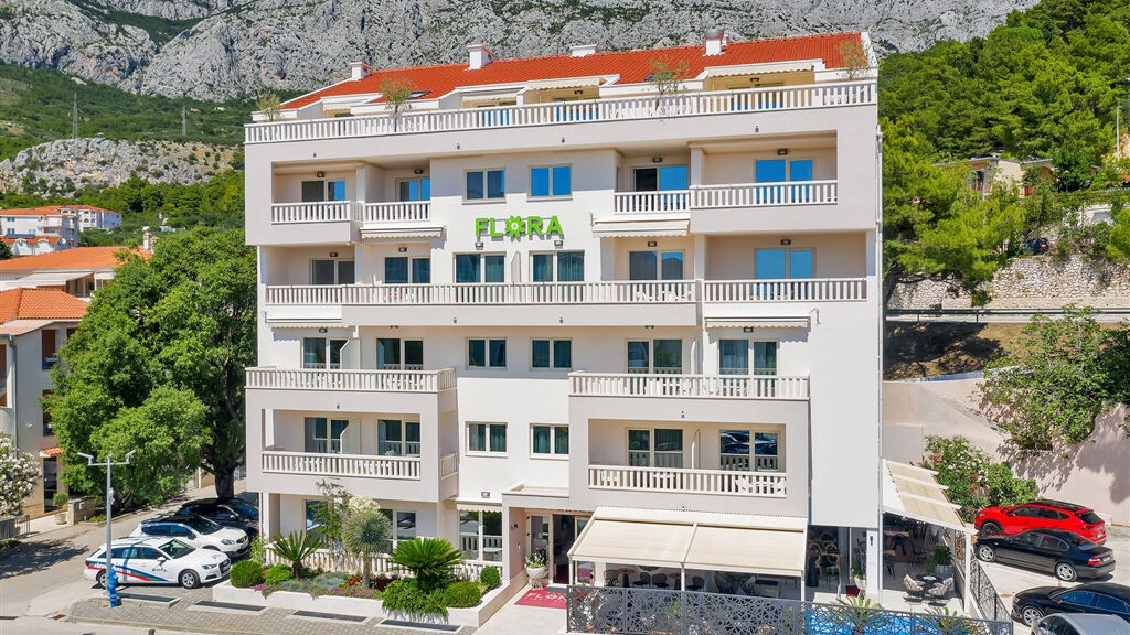 Aparthotel Flora