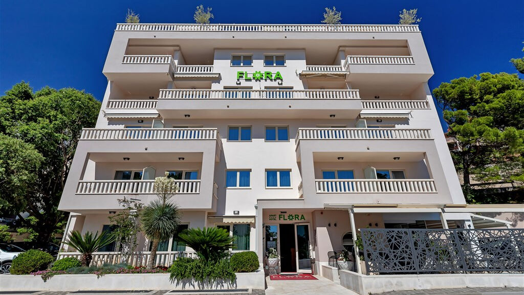 Aparthotel Flora