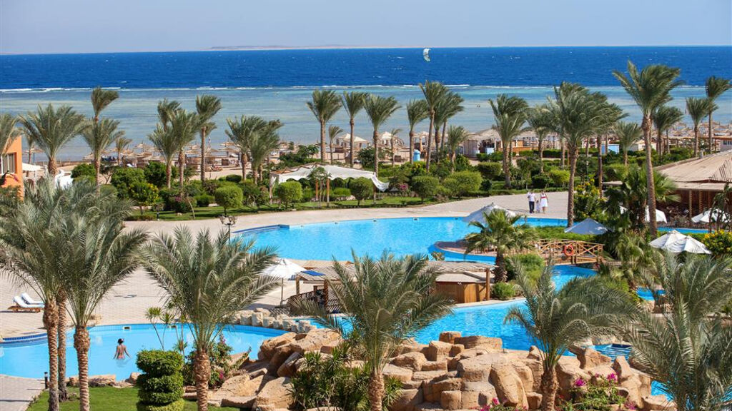 Amwaj Oyoun Resort