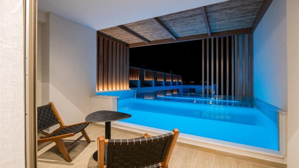 Akasha Beach Hotel & Spa