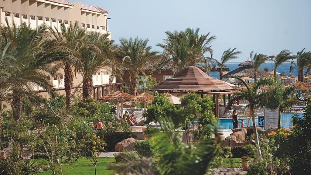 Amwaj Blue Beach Resort & Spa