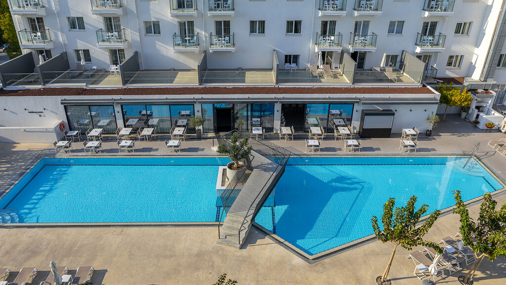 Anemi Hotel & Suites