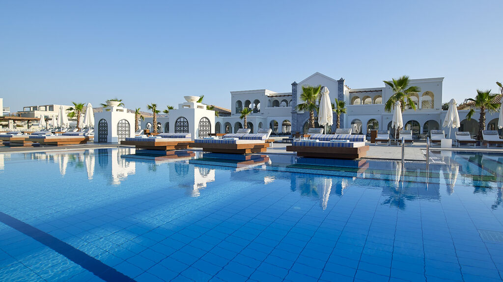 Anemos Luxury Grand Resort