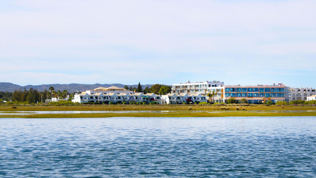 Ap Cabanas Beach & Nature