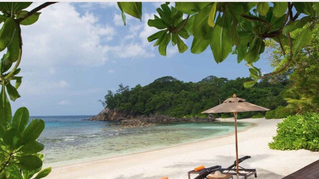 Avani Seychelles Barbarons Resort & Spa