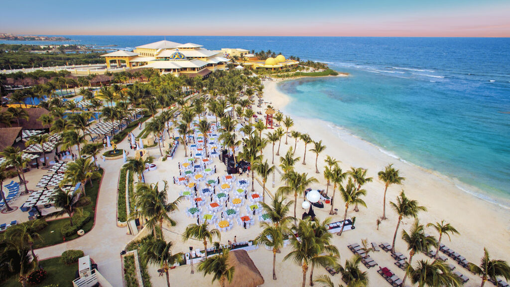 Barceló Maya Palace