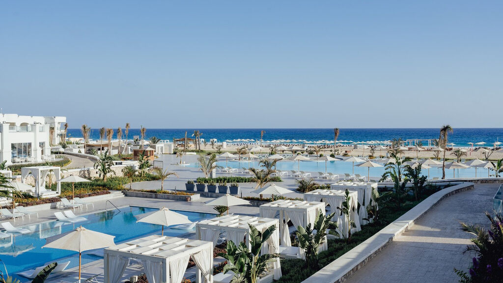 Cleopatra Luxury Resort