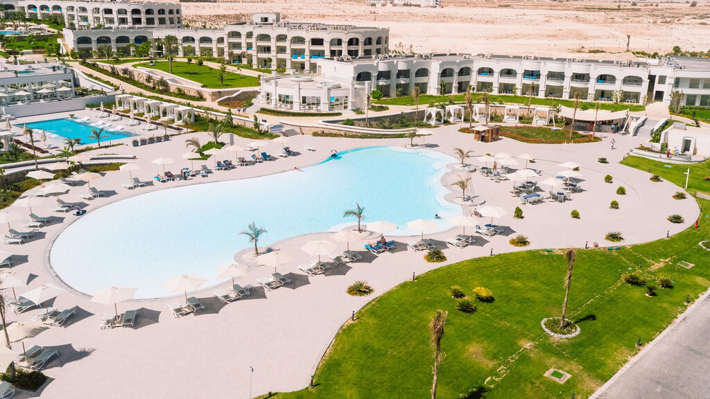 Cleopatra Luxury Resort