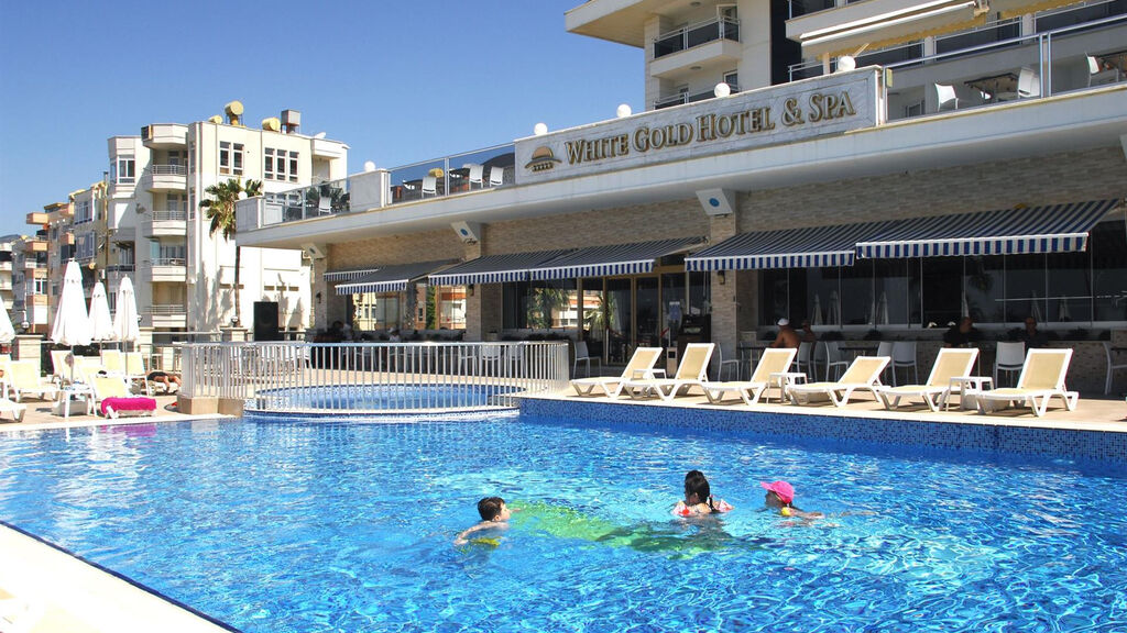 Club Hotel Turan Prince World