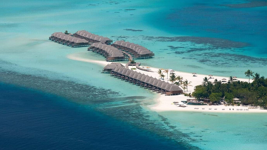 Constance Moofushi Maldives