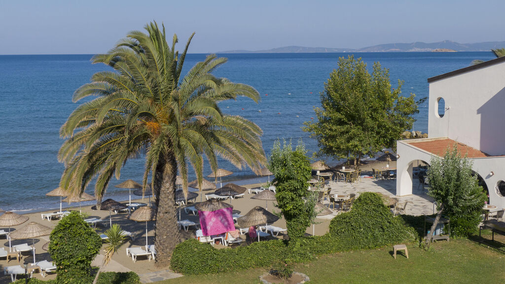 Dogan Paradise Beach