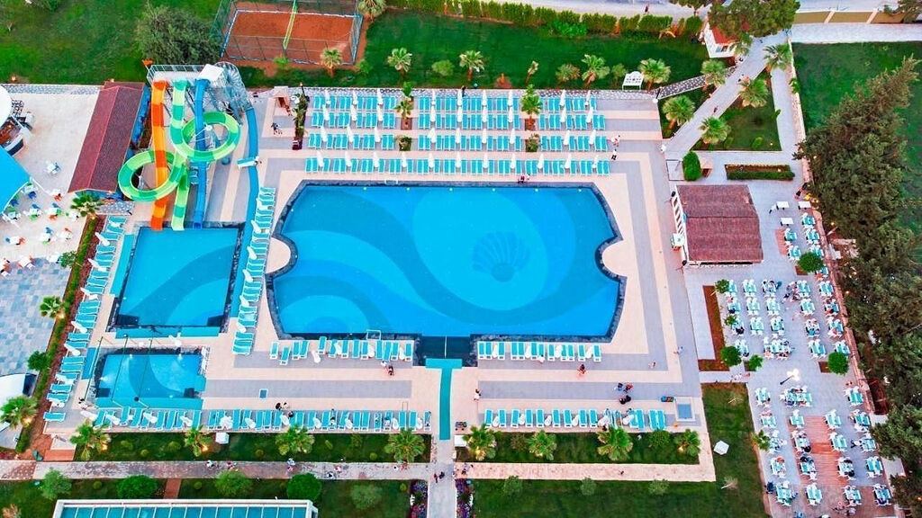 Dosinia Luxury Resort