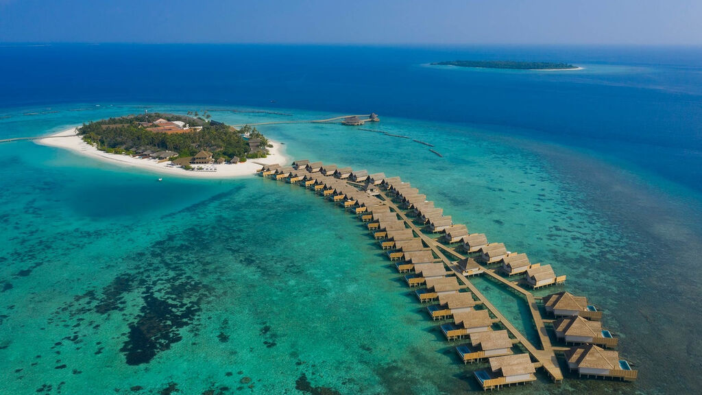 Emerald Faarufushi Resort And Spa