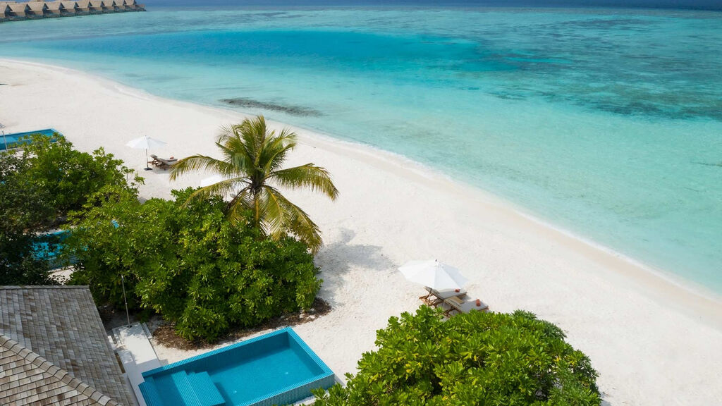 Emerald Faarufushi Resort And Spa