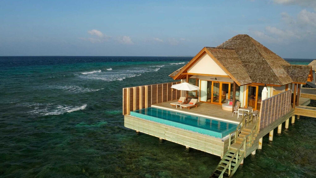 Emerald Faarufushi Resort And Spa