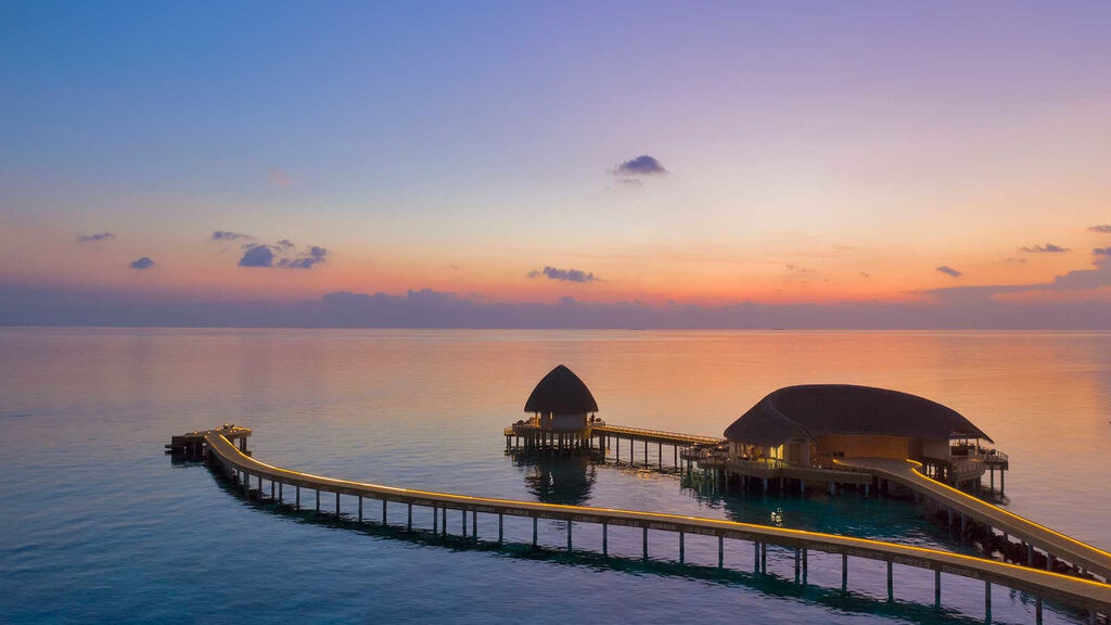 Emerald Faarufushi Resort And Spa