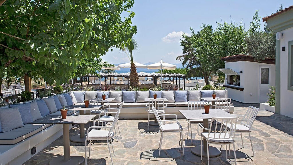 Eretria Hotel & Spa Resort