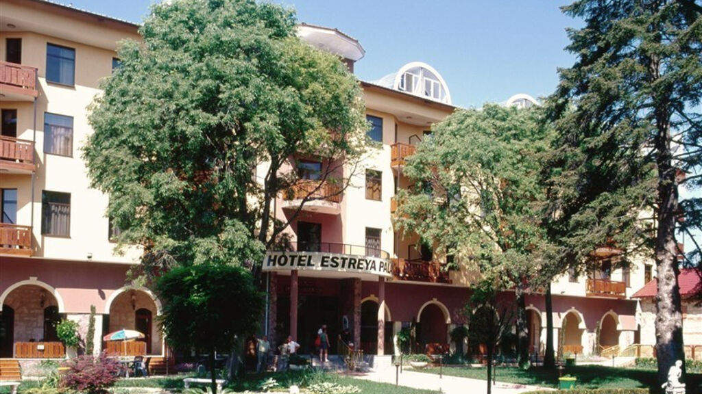 Estreya Palace