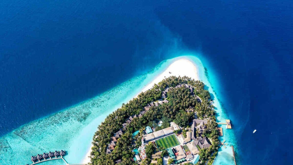 Fihalhohi Island Resort