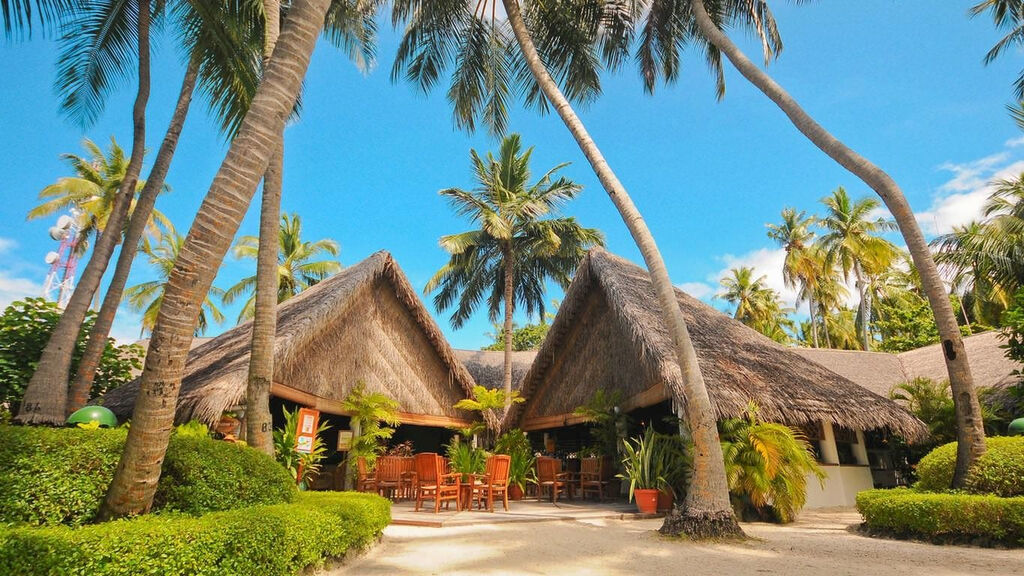 Fihalhohi Island Resort