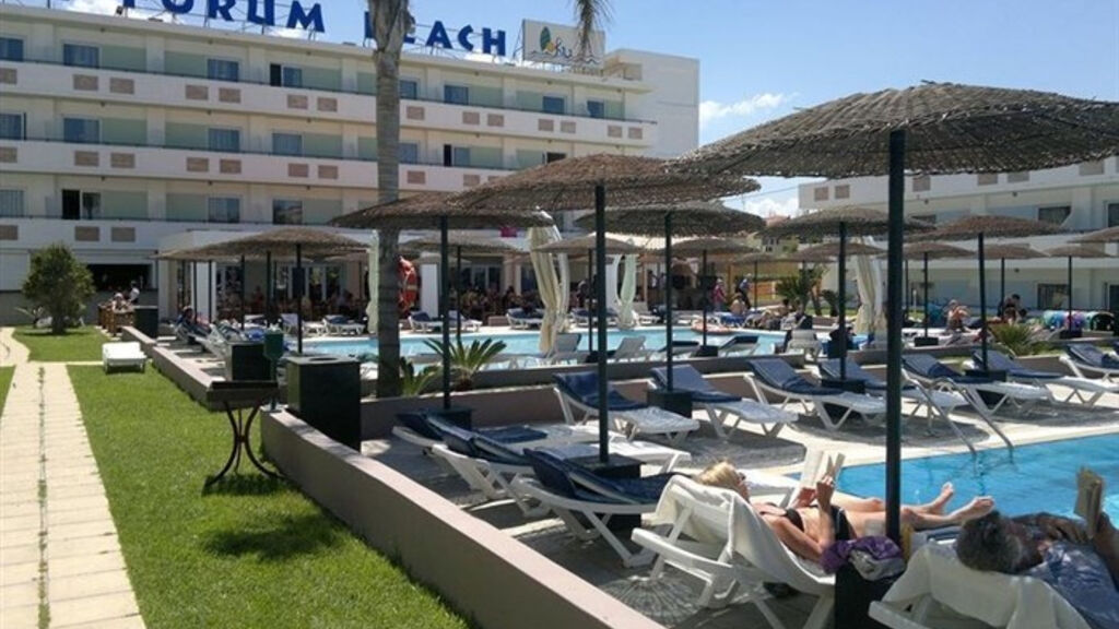 Forum Beach