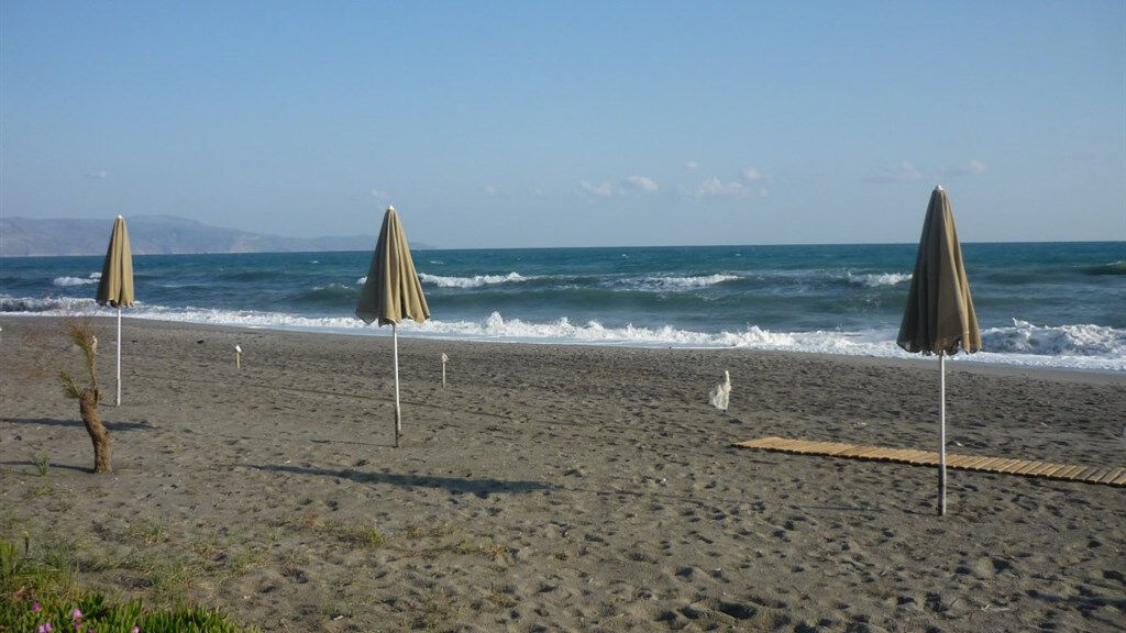 Geraniotis Beach