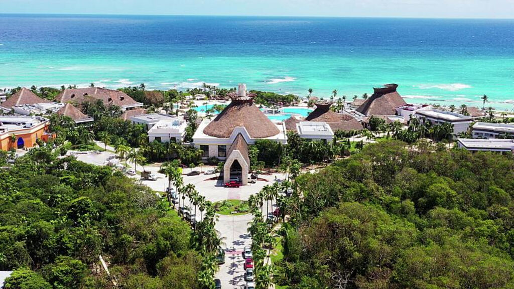 Bahia Principe Grand Tulum