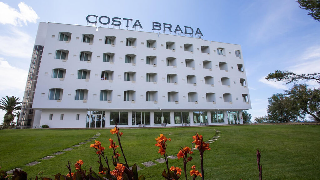 Grand Hotel Costa Brada