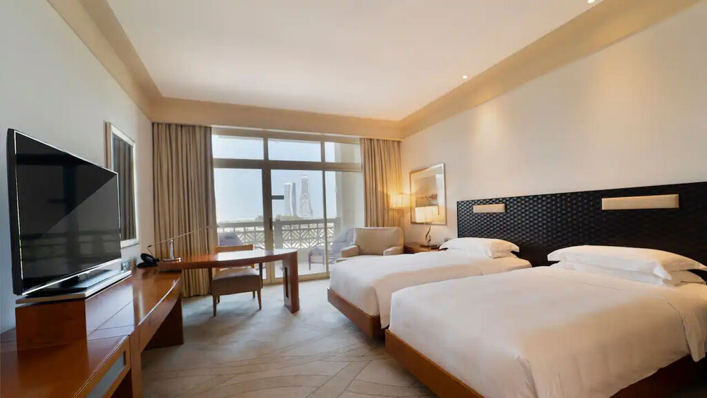 Grand Hyatt Doha Hotel & Villas