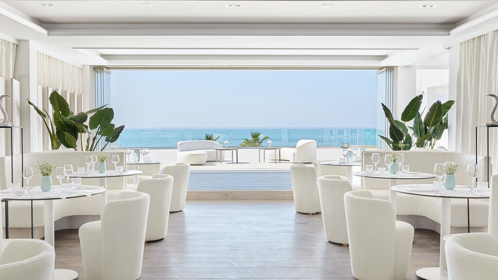 Grecotel Lux Me White Palace