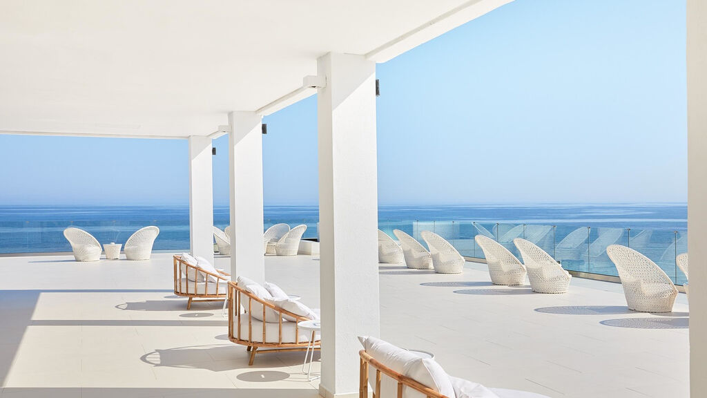 Grecotel Lux Me White Palace