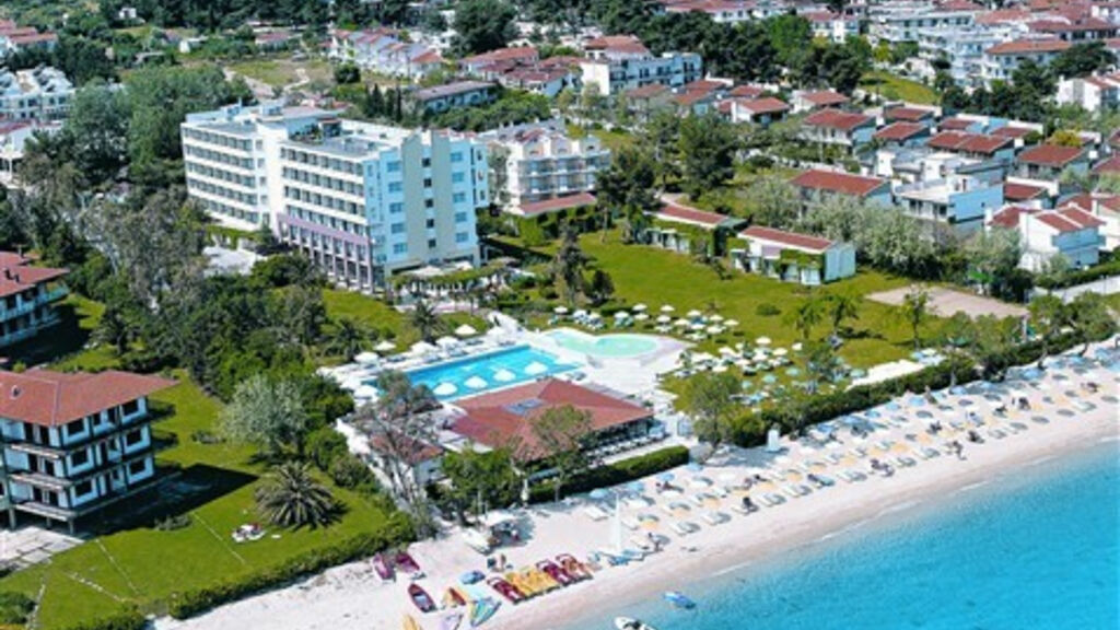 Grecotel Pella Beach