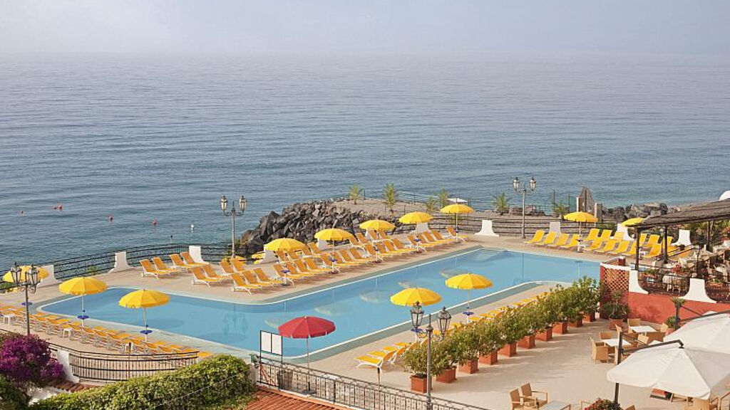 Hilton Giardini Naxos