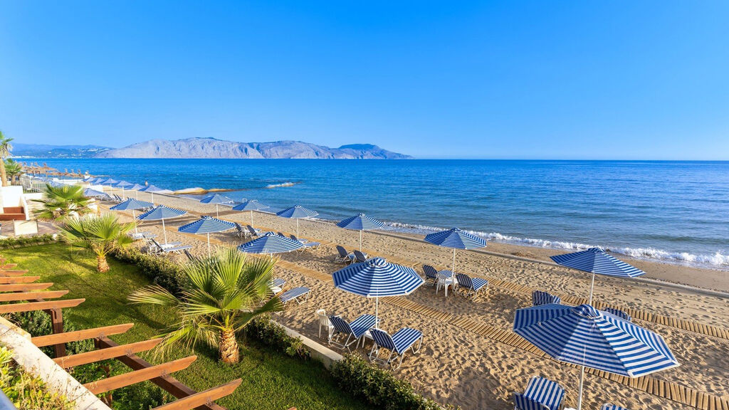 Hydramis Palace Beach Resort