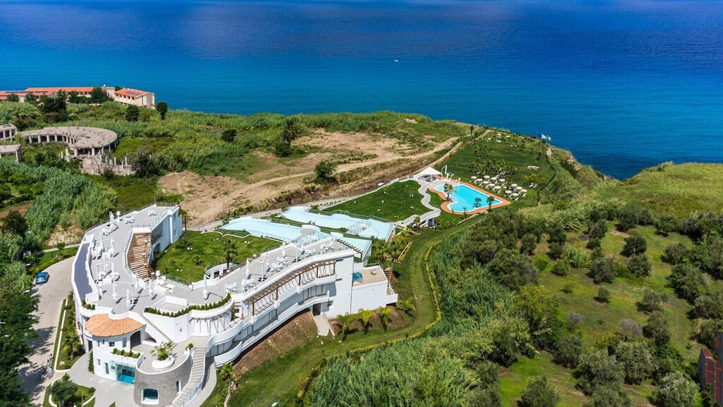 Infinity Resort Tropea