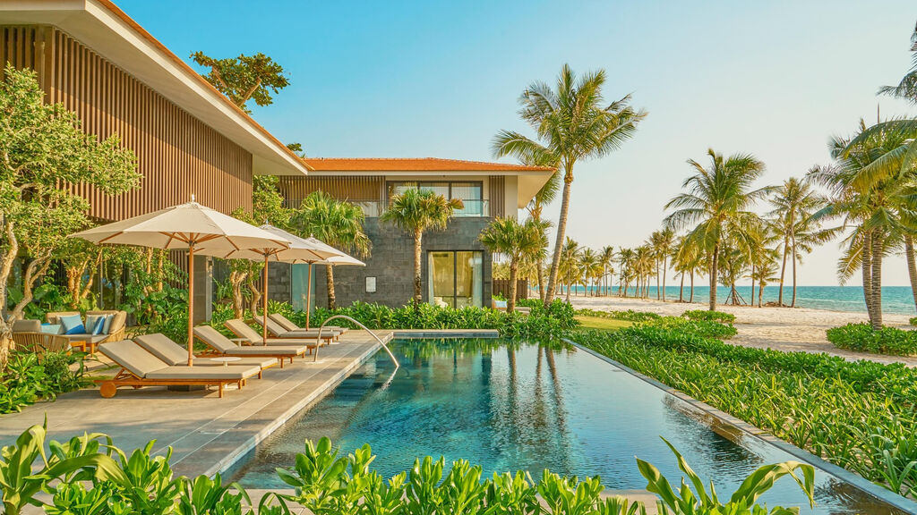 Intercontinental Phu Quoc Long Beach Resort