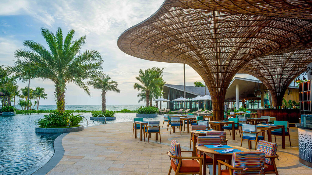 Intercontinental Phu Quoc Long Beach Resort