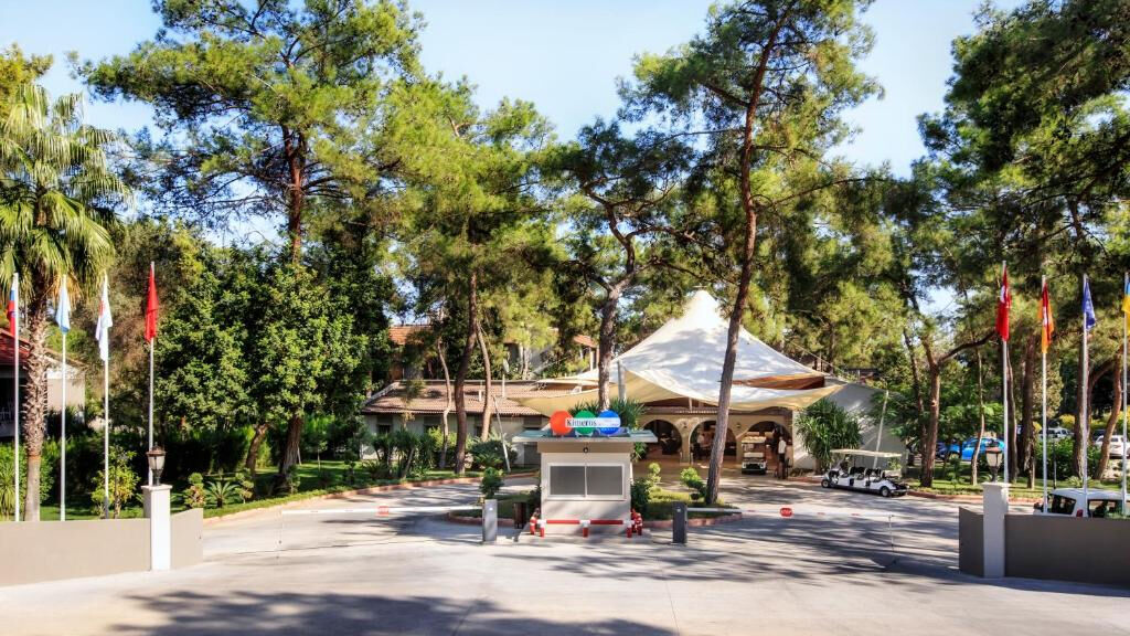 Kimeros Park Holiday Village