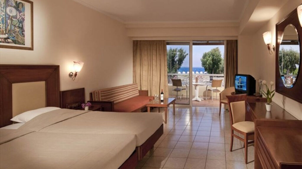 Kipriotis Maris Suites