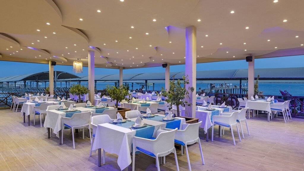 Kirman Belazur Resort & Spa