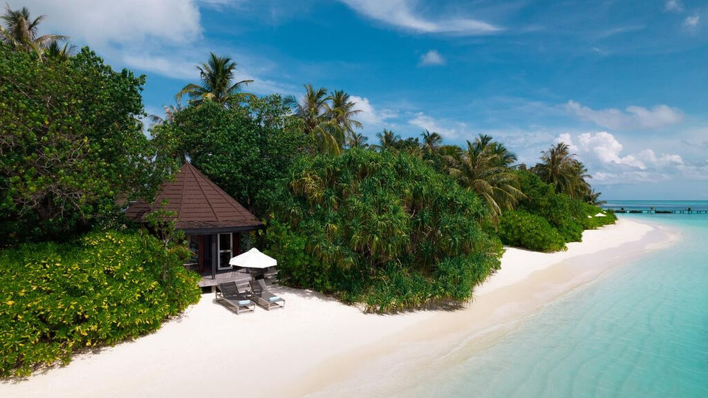 Komandoo Island Resort & Spa