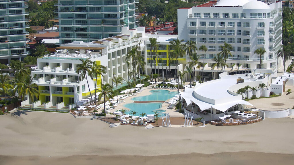 Krystal Grand Puerto Vallarta