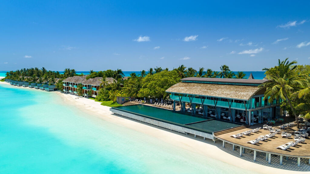 Kuramathi Island Resort