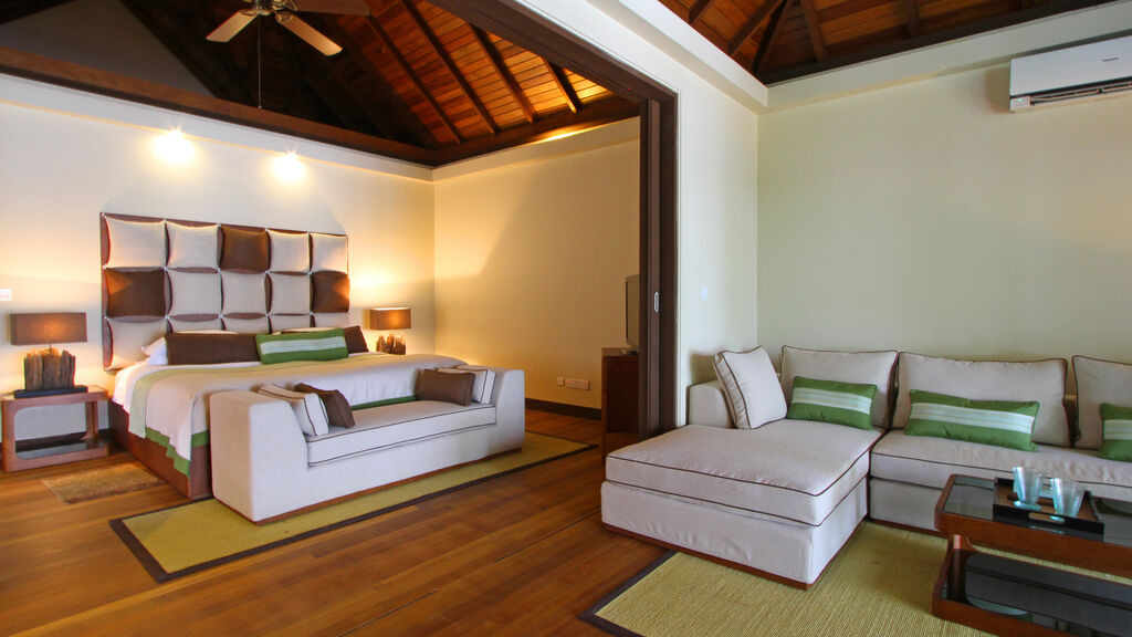 Kurumba Maldives - bungalovy