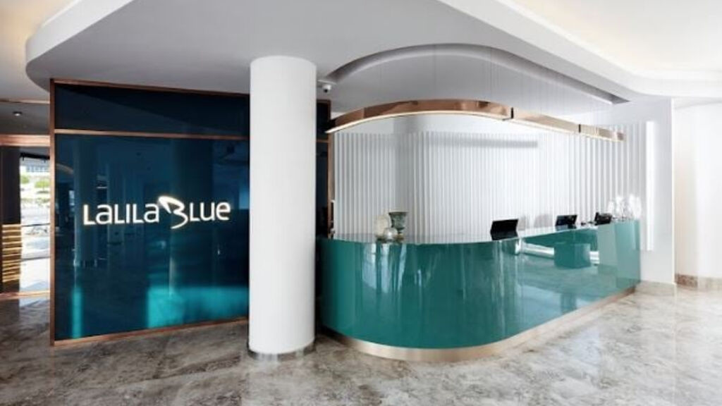 Lalila Blue Suites