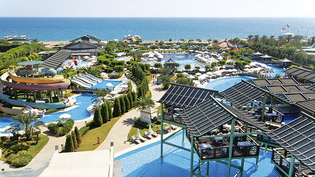 Limak Lara De Luxe Hotel & Resort