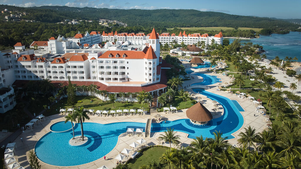 Bahia Principe Luxury Runaway Bay