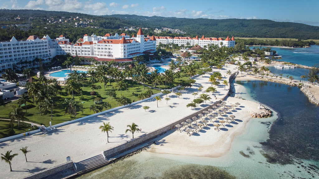 Bahia Principe Luxury Runaway Bay