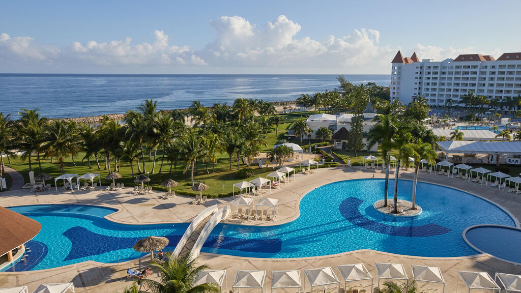 Bahia Principe Luxury Runaway Bay