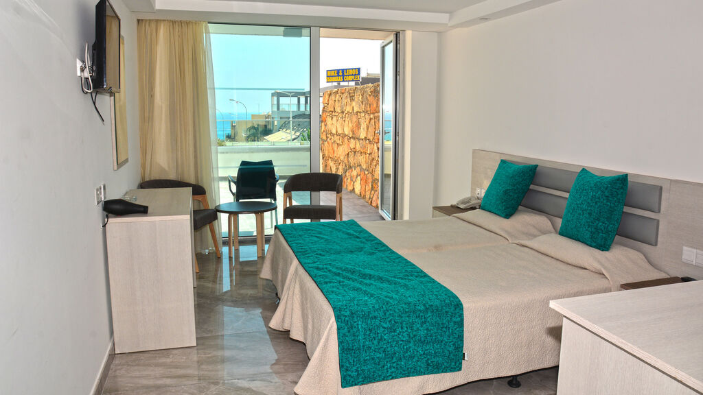 Melini Hotel Suites